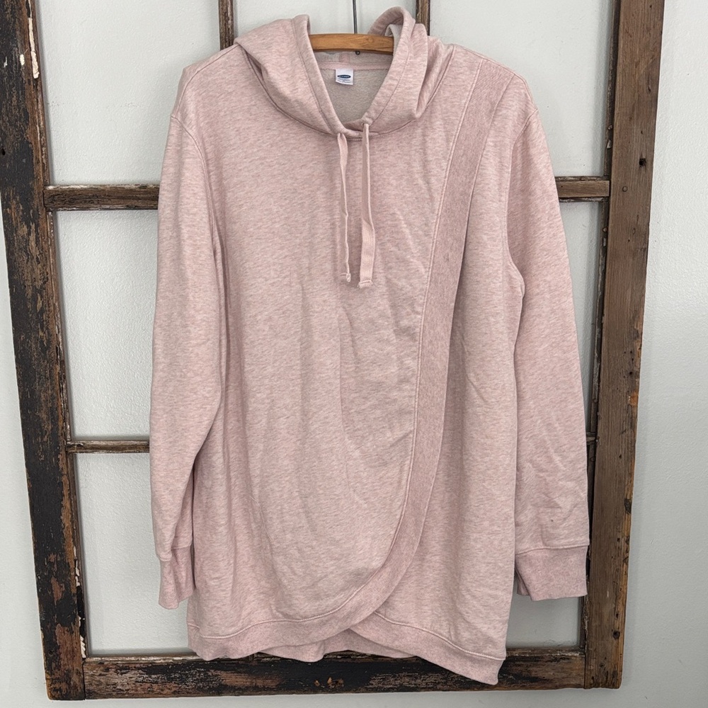 Old Navy light pink maternity/nursing hoodie